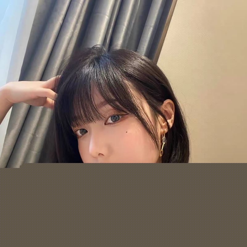 Ce**e earrings